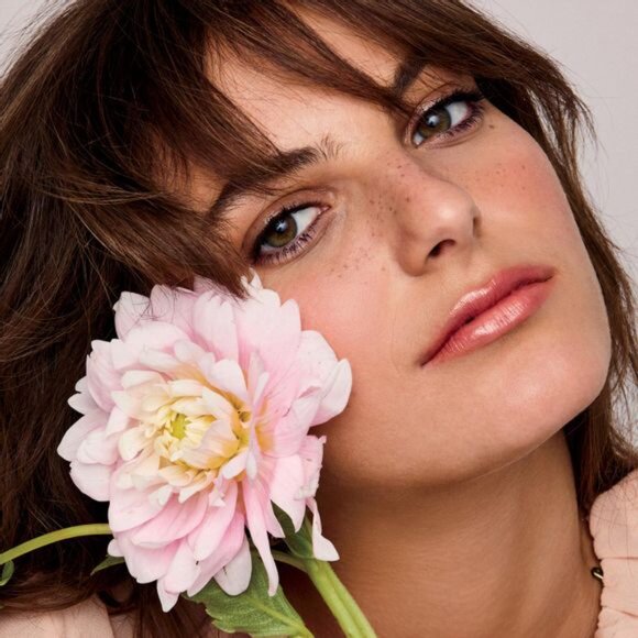 Isa Knox LXNEW Ultimate Rejuvenating Balm Stick - Picture 4 of 5